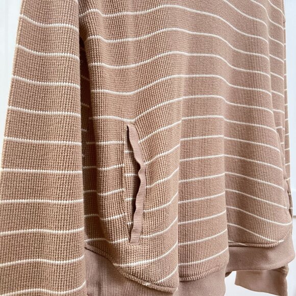 Koolaburra by UGG Cozy Thermal Striped Hoodie Pullover Top Tan Brown Women's Med - Picture 5 of 8